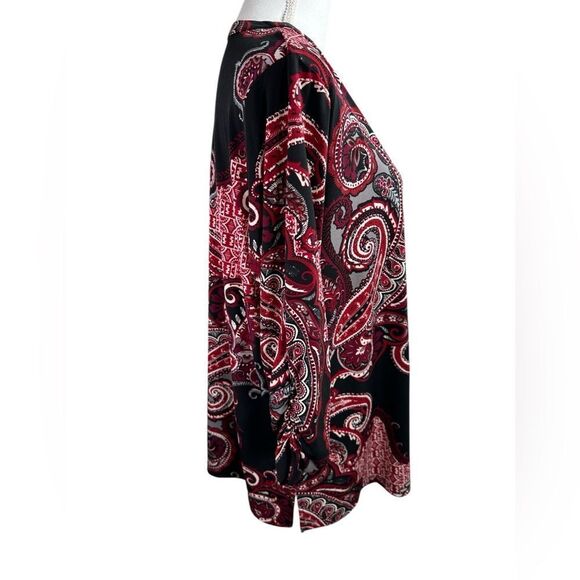 Susan Graver Liquid Knit Ruched Sleeve Paisley Print Red and Black Size 1X - Picture 7 of 10